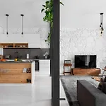 Apartman Joivy Exquisite Near Bica Elevator *