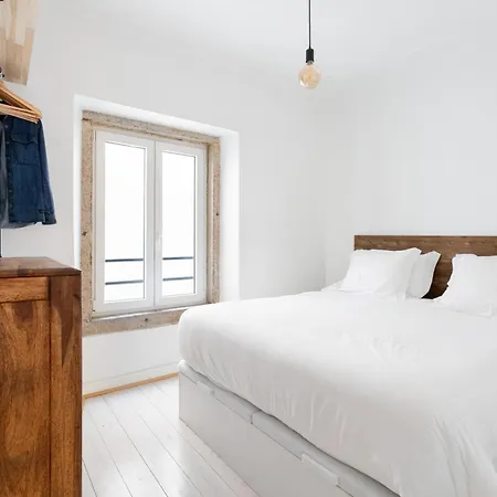 Joivy Exquisite Near Bica Elevator Лиссабон