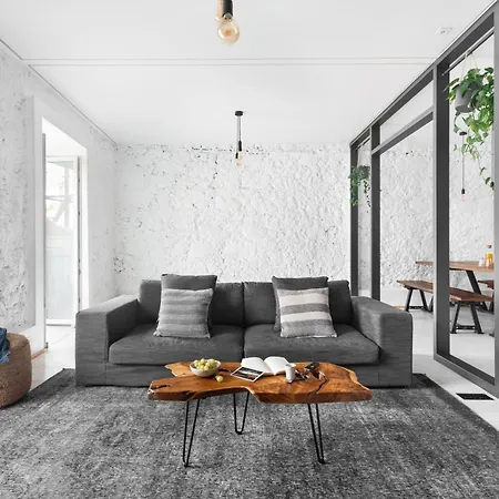 Joivy Exquisite Near Bica Elevator شقة
