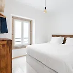 Joivy Exquisite Near Bica Elevator Lissabon
