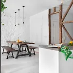 Joivy Exquisite Near Bica Elevator Lissabon